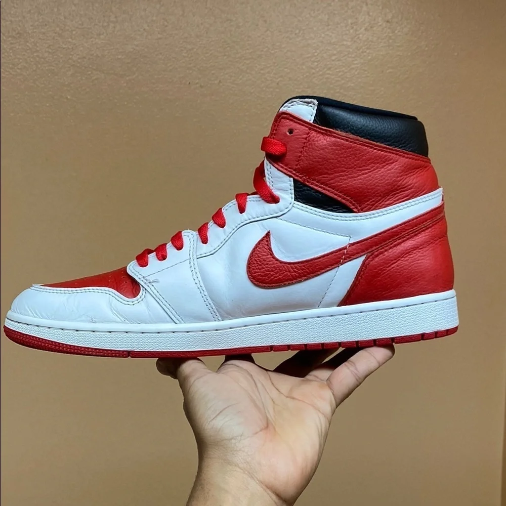 Air Jordan 1 Retro High OG “Heritage”